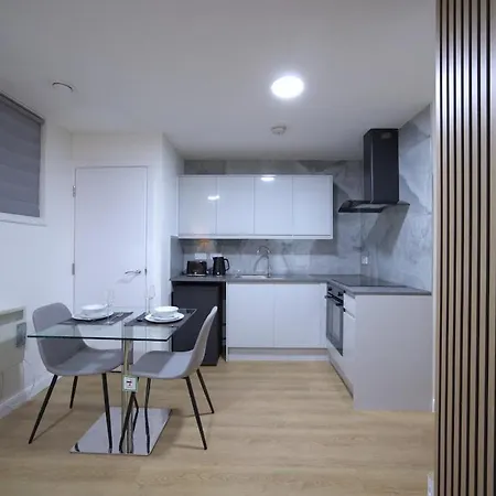 Apartamento Newly Refurbished Centre Flat