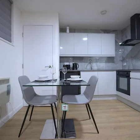 Newly Refurbished Centre Flat Apartamento Bradford (West Yorkshire)