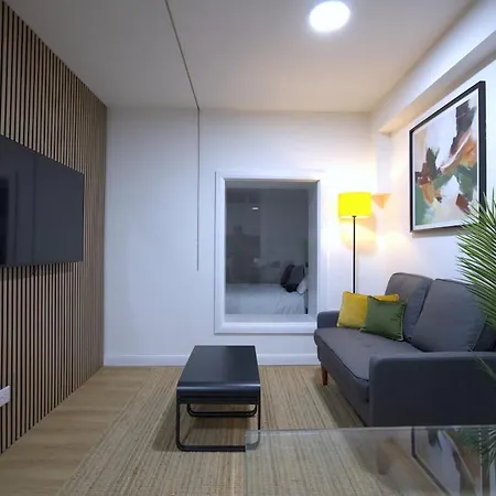 Newly Refurbished Centre Flat Apartamento *
