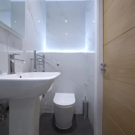 Apartamento Newly Refurbished Centre Flat *
